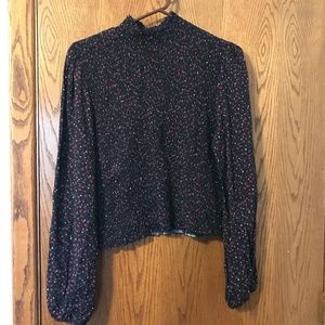 Fitted Balloon Sleeve Mock Neck Top